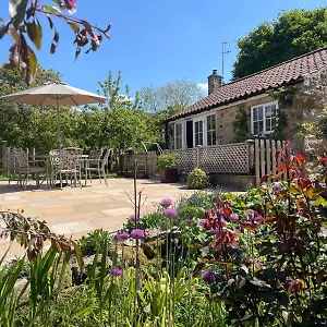 The Little House Apartment Kilburn (North Yorkshire)
